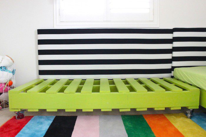 DIY toddler pallet beds