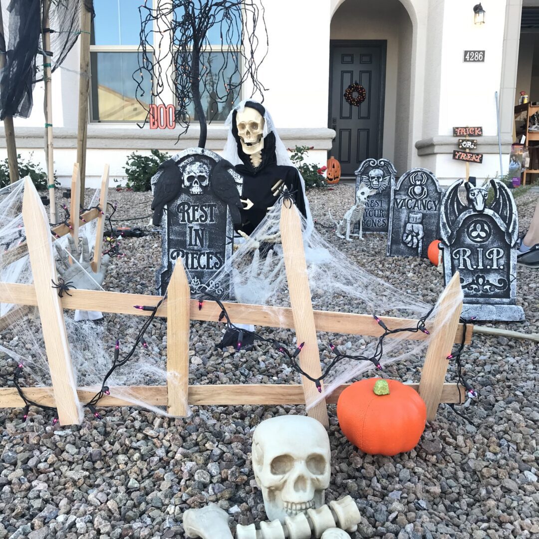  DIY Halloween Graveyard Fence Rebecca Propes Design DIY